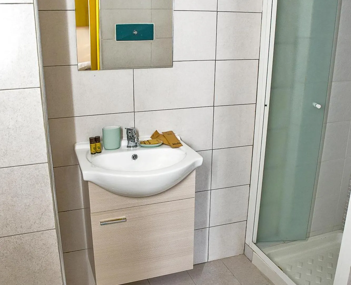 Napoli Connect Guesthouse 0*, Naples Italy