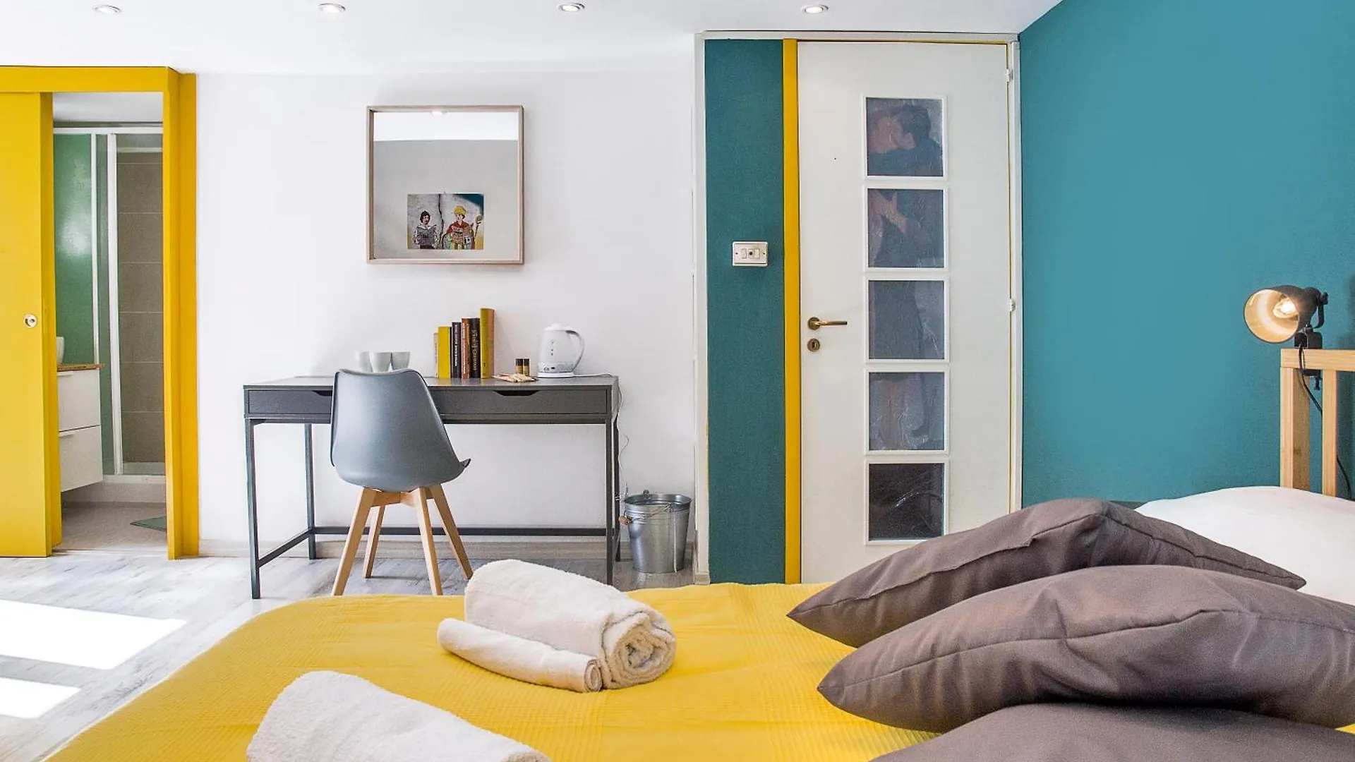 Napoli Connect Guesthouse