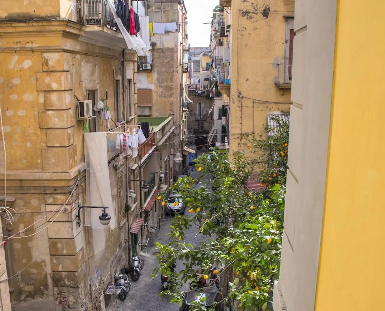 Napoli Connect Guesthouse 0*, Naples Italy