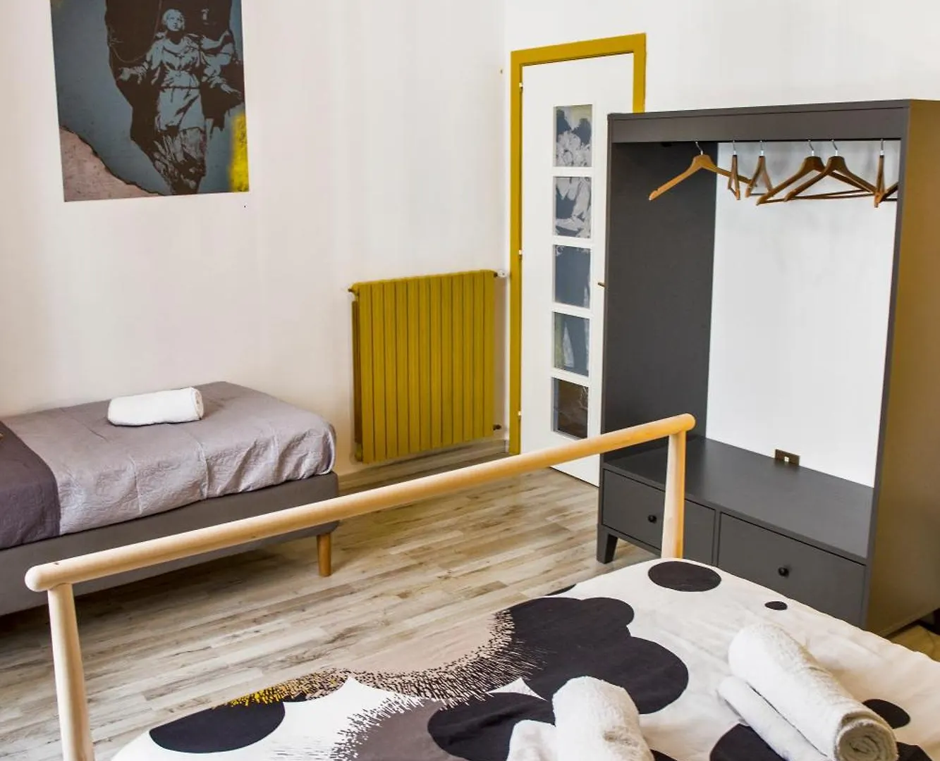 Napoli Connect Guesthouse
