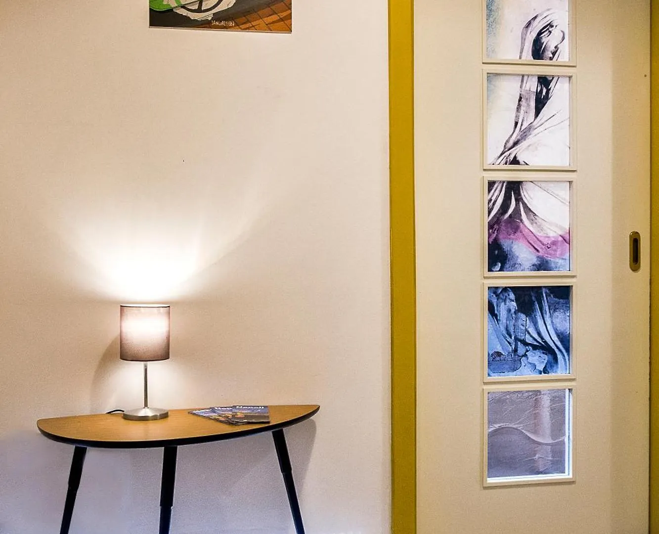 Napoli Connect Guesthouse