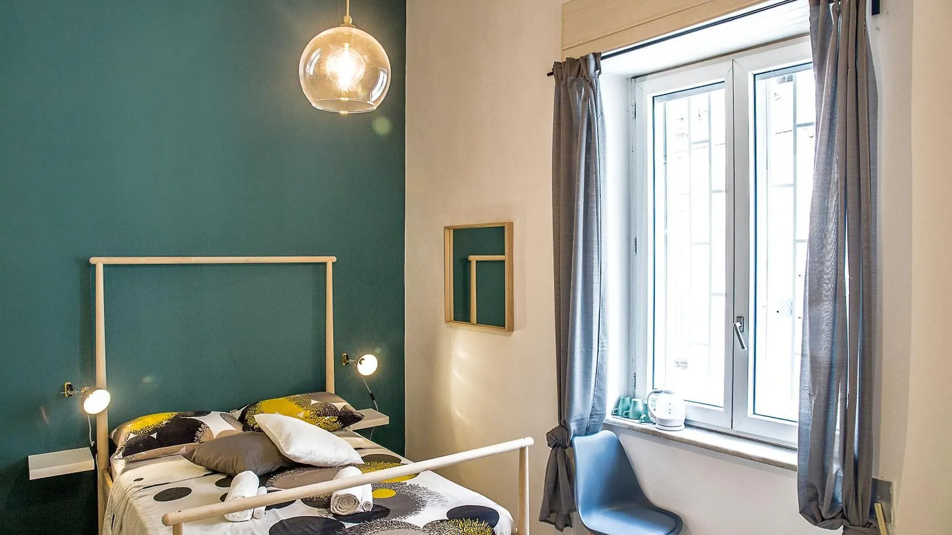 Napoli Connect Guesthouse Πανσιόν